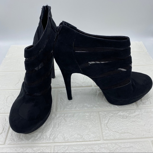 Jessica Simpson black suede-mesh booties/heels - Picture 5 of 5